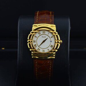 Piaget Polo Date Vintage 33mm "Ridged Brick" Pattern Circa 1980's, Ivory Dial